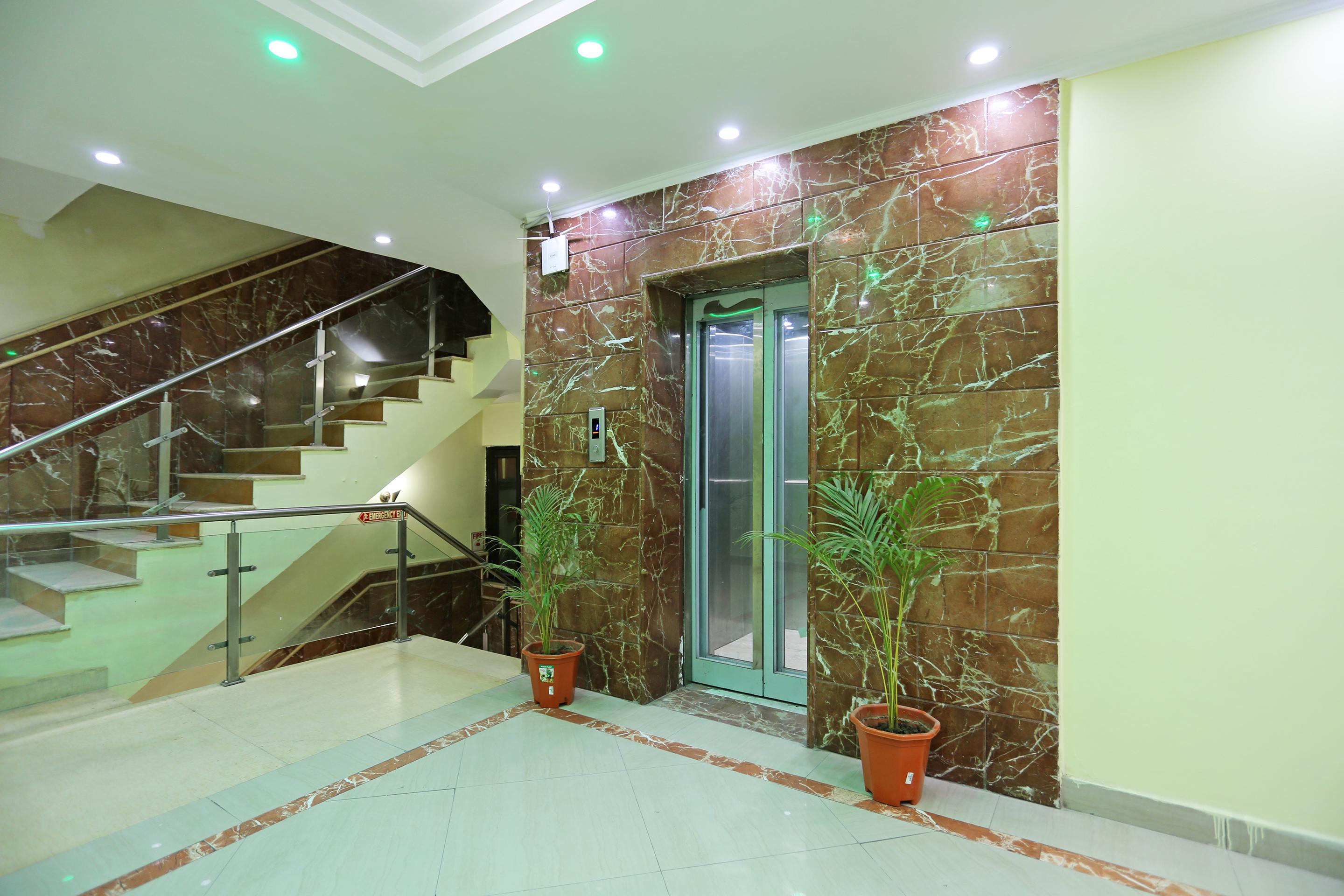 Sun Hotel Haridwār Екстериор снимка