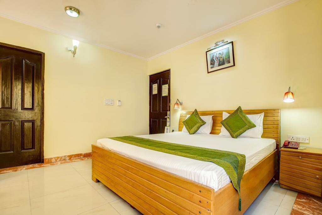 Sun Hotel Haridwār Екстериор снимка